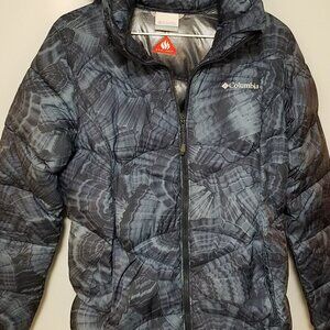 Columbia Coat; size S